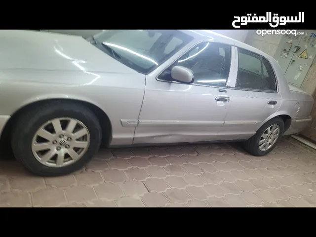 Used Ford Crown Victoria in Al Ahmadi