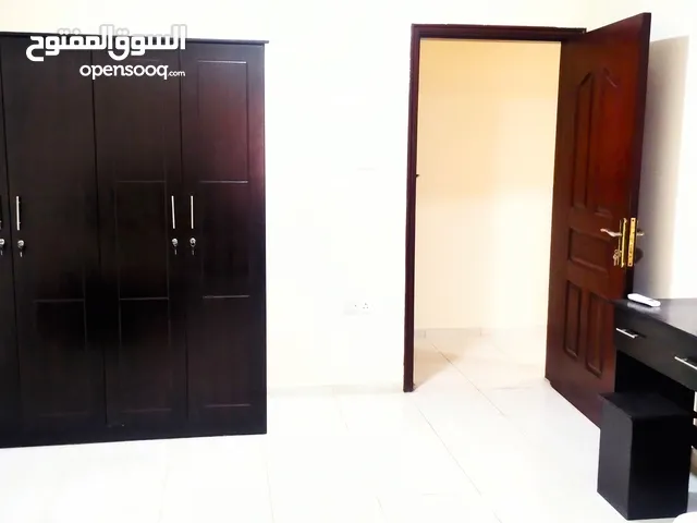 Rooms for rent to executive bachelor's in Bin mohamud and al sadd for 2300