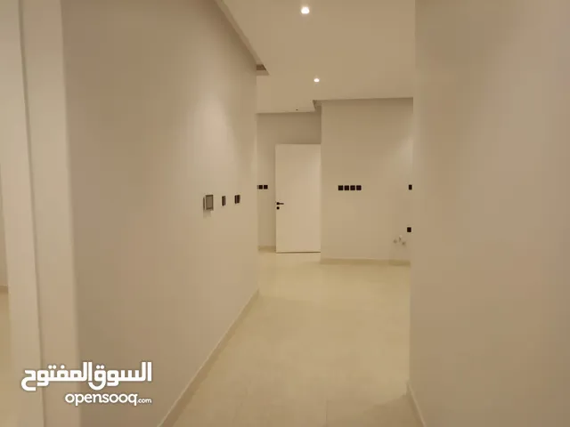 183 m2 5 Bedrooms Apartments for Rent in Mecca Al Andalus