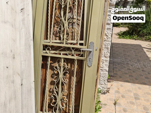باب حديد مشغول مزخرف للبيع
