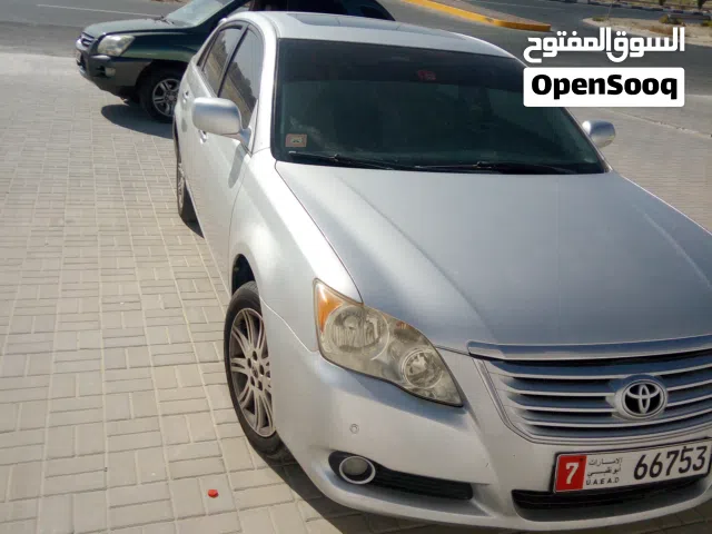 2010 تويوتا افالون Limited