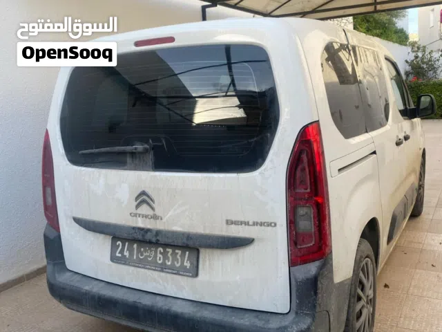 2019 Peugeot Partner K9