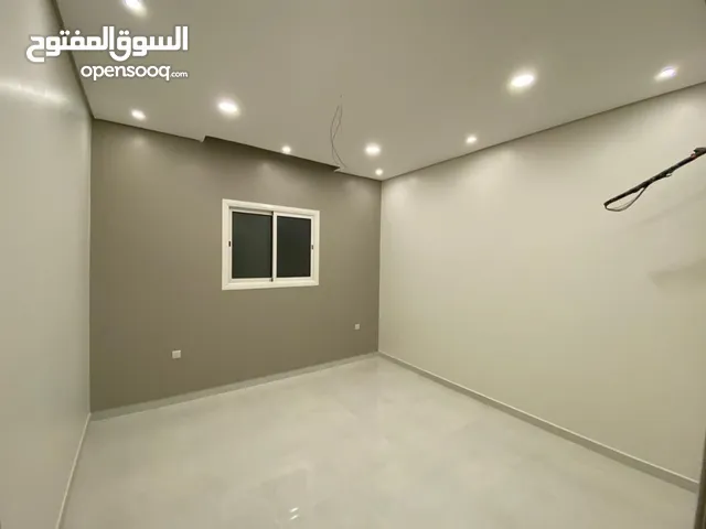 173 m2 4 Bedrooms Apartments for Rent in Al Madinah Ar Ranuna