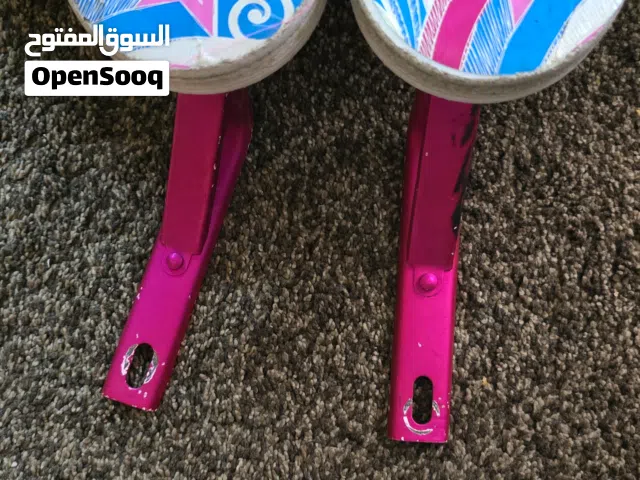 عجال إضافيات للبسكليت لون زهري ، خلي بسكليتك يلمع باللون الزهري!