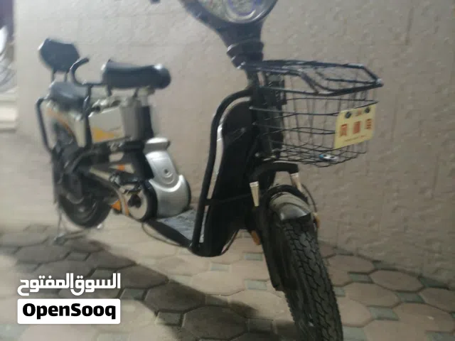 سكوتر كهربائي ممتاز استعمال شهرين ممكن التفاوض في السعر