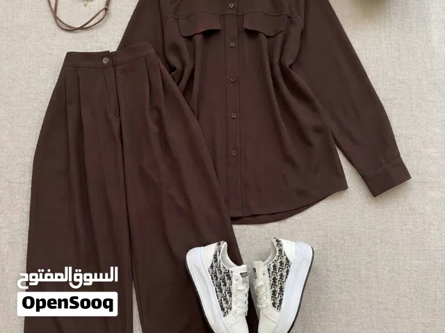 سوت كاجوال دانتيل بني