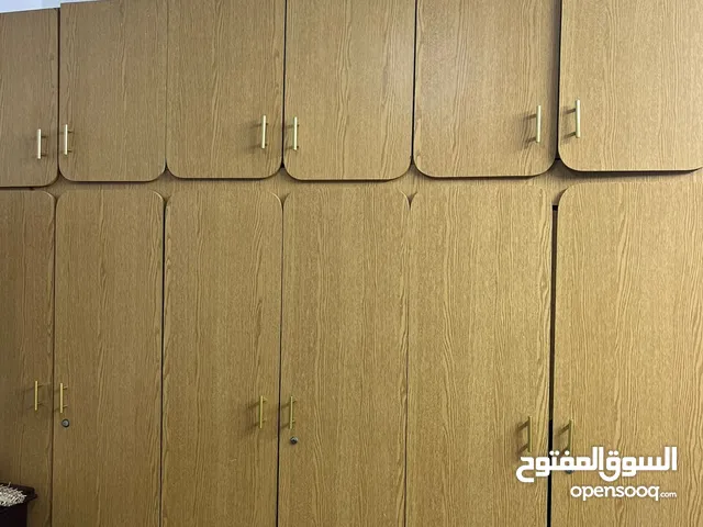 خزانة حائط للبيع