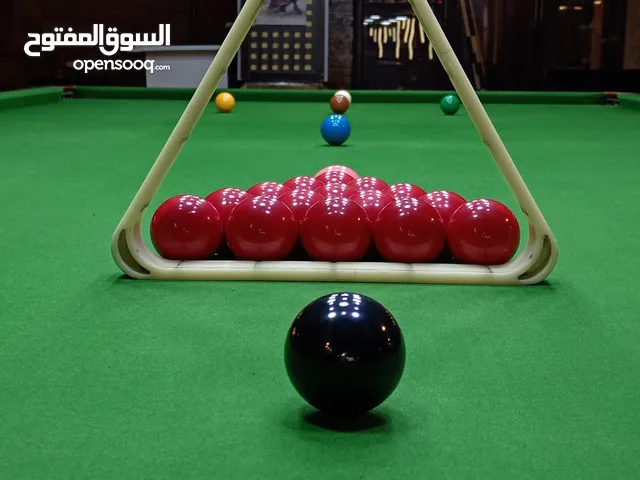 مطلوب موظفه للعمل في كافيه شوب وبلياردو في طبربور
