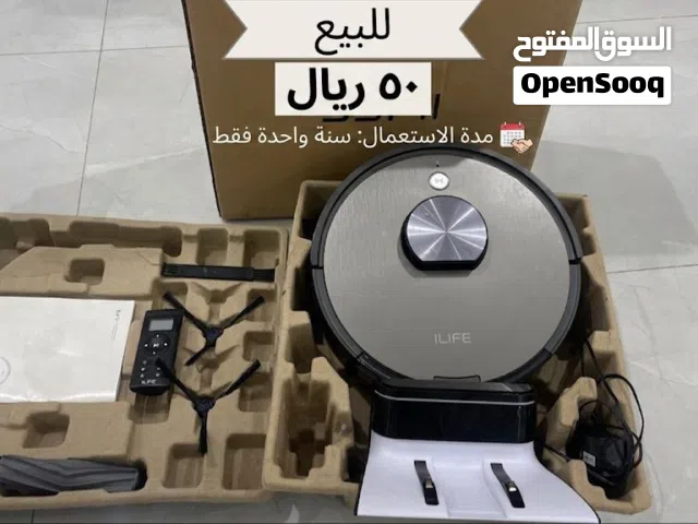 مكنسه روبوت مستعمله لتنظيف الارضيه