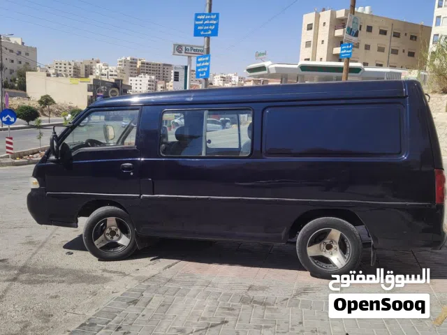 باص هيونداي h100.