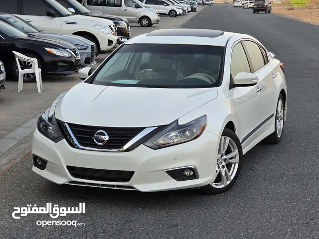 نيسان التيما موديل 2016 لون ابيض فل اوبشن 6 سلندر بحالة ممتازة