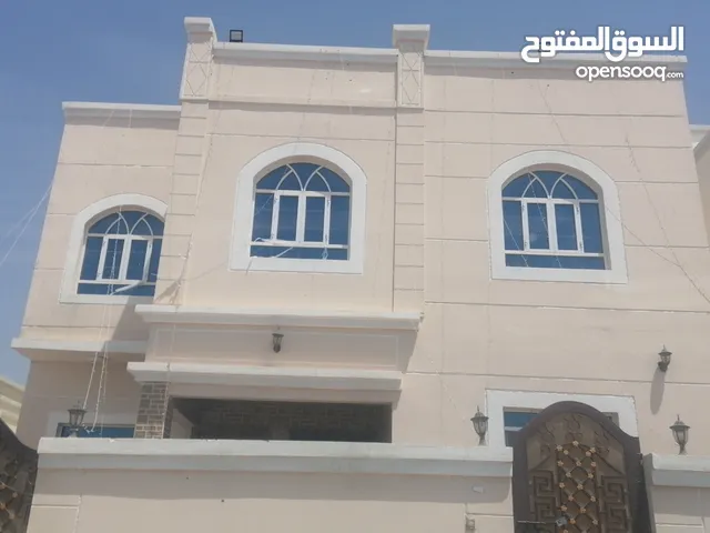 225m2 5 Bedrooms Villa for Sale in Muscat Al Maabilah
