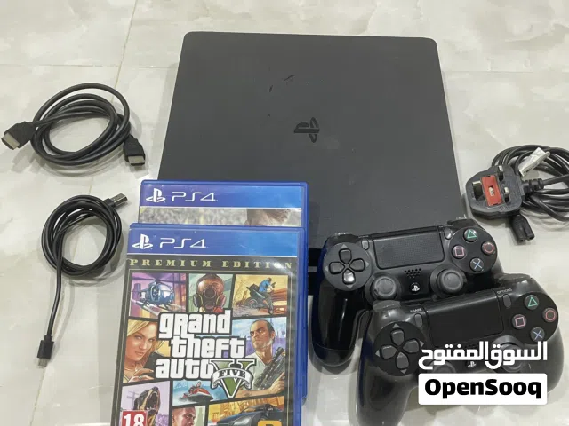 PlayStation 4 PlayStation for sale in Al Dakhiliya