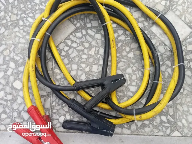 طقم كيبلات شاحنات  الماني اصلي زيرو وكالة  من المنطقة الحرة سماكة الكيبل خميل  طول 4 متر   للبيع