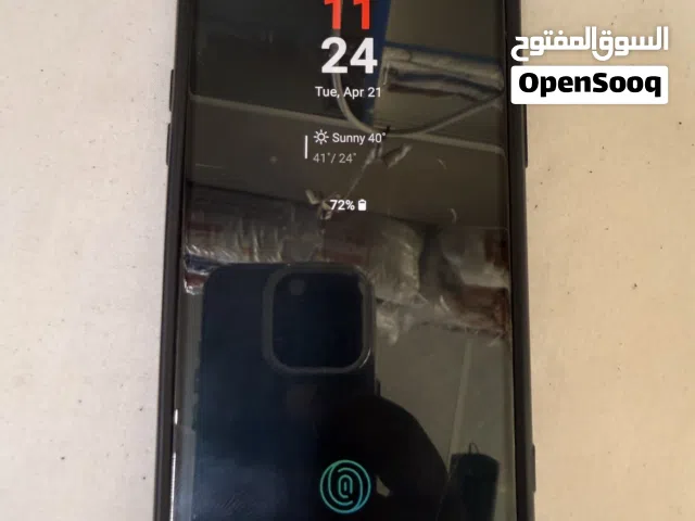 6t 128gb 8ram phone good back damage