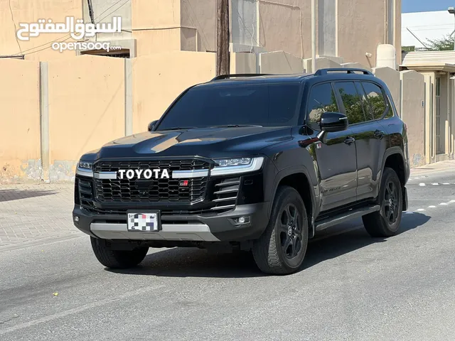 Used Toyota Land Cruiser in Central Governorate