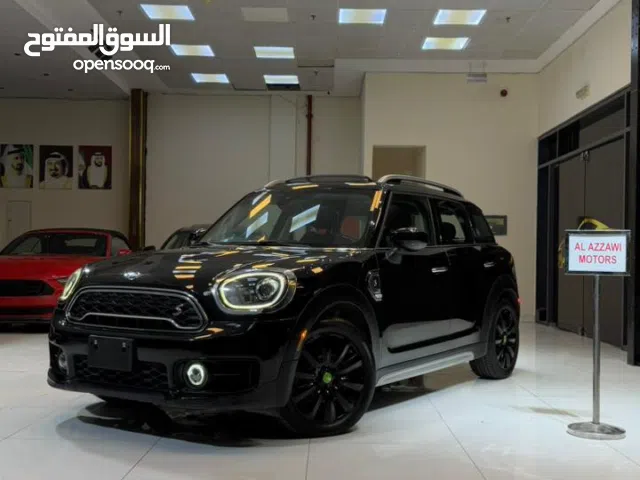 مني كوبر 2020 V4 (john works S ) كانتريمان قمة بالنضافة وارد اعلى مواصفات مع ضمان شامل