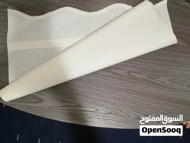 برادي مكتب لون ابيض