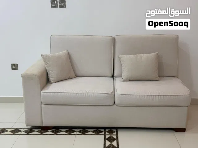 طقم كراسي للبيع 2 قطع مع 3 طاولات