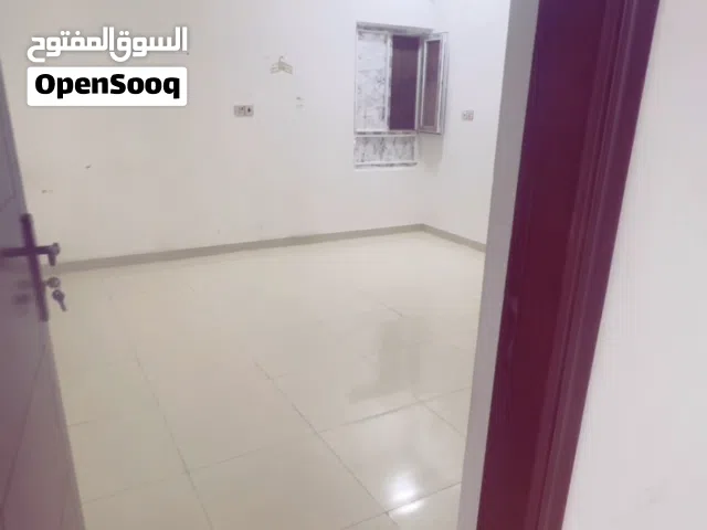100 m2 2 Bedrooms Apartments for Rent in Basra Baradi'yah