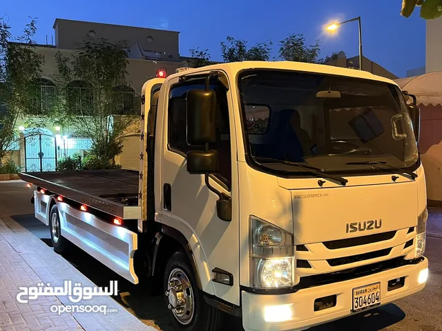 ISUZU_NPR 2016