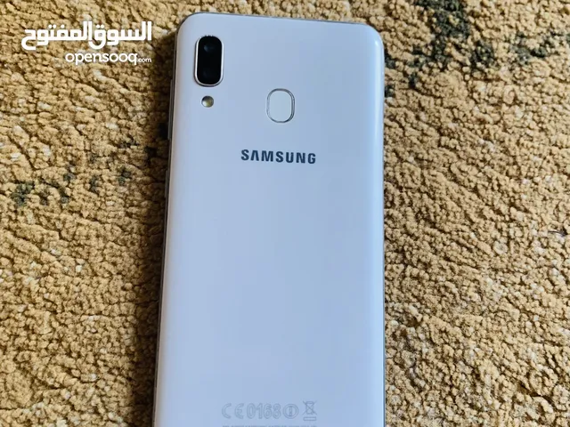 Samsung Galaxy A30 64 GB in Tripoli