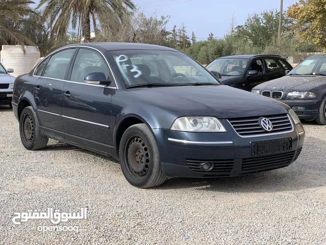 Volkswagen Passat 2004 in Tripoli