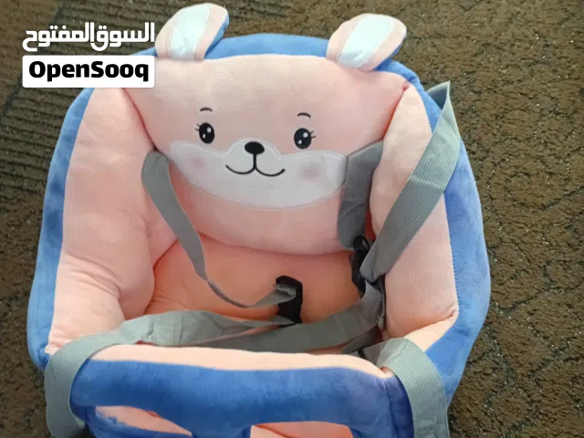 مقعد اطفال للبيع موجود في الزرقاء