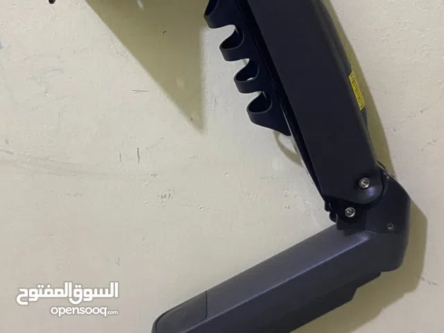 ستاند شاشه حق اي شاشه للبيع جميع القطع كامله وسهل التركيب مع مفكات لجميع انواع البراغي للبيع ب