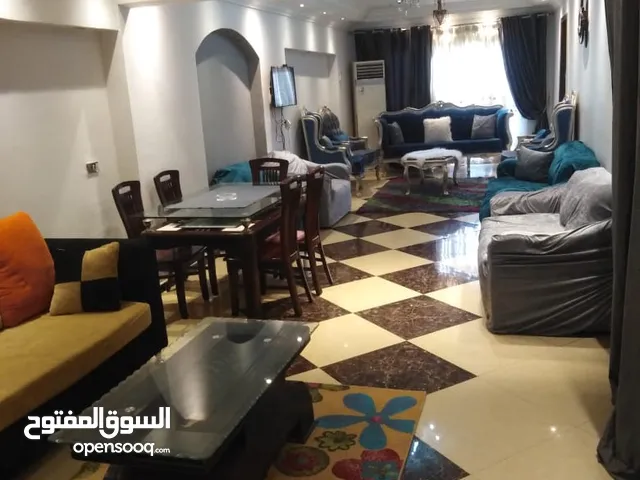 180 m2 3 Bedrooms Apartments for Rent in Cairo Hadayek al-Kobba