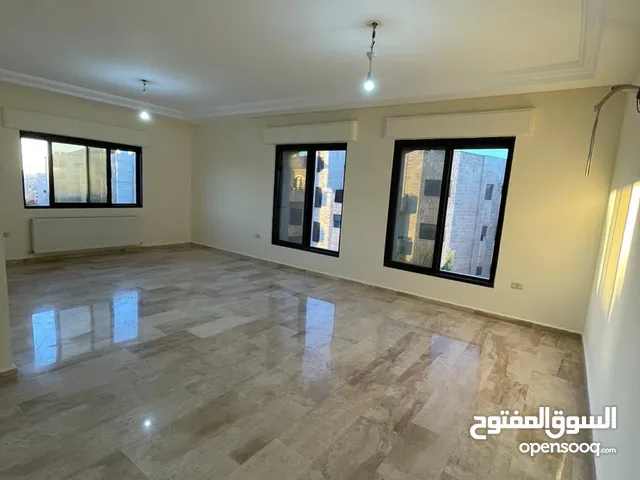 شقة ديلوكس 200 م للايجار باجمل مناطق ضاحية الامير راشد