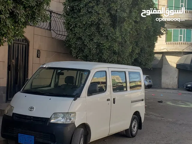 Used Toyota Voxy in Sana'a