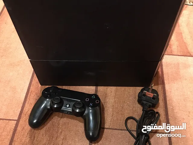  Playstation 4 for sale in Al Karak