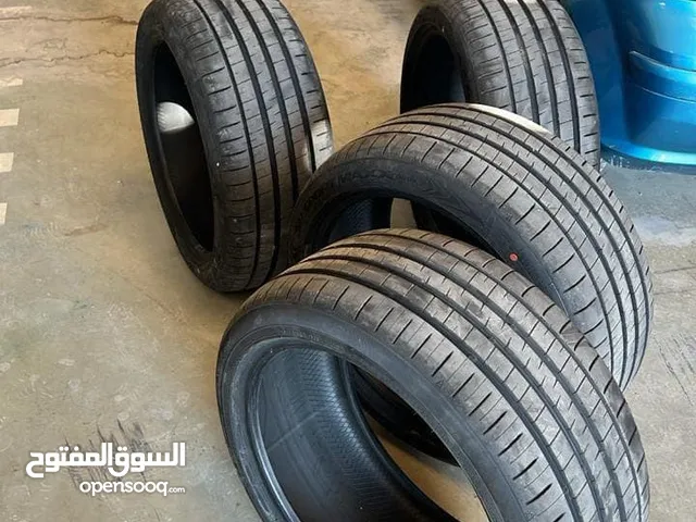 Dunlop 4 tyre like new max 1km used دنلوب 18