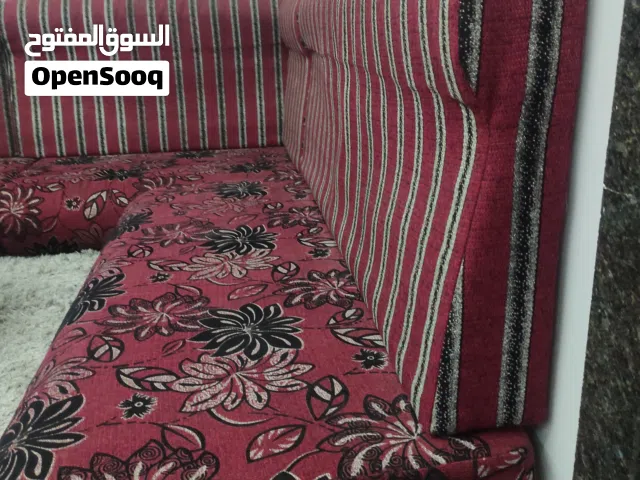 جلسة مستعلة شبه جديدة