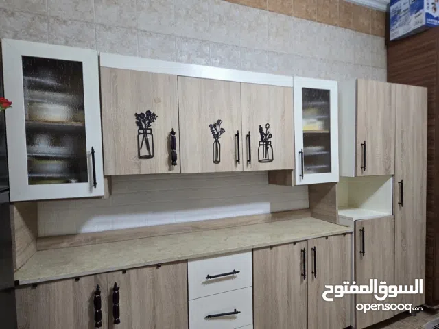 دولاب مطبخ بحالة جيدة