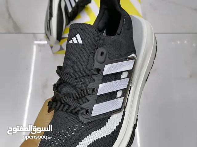 Adidas Sport Shoes in Dubai