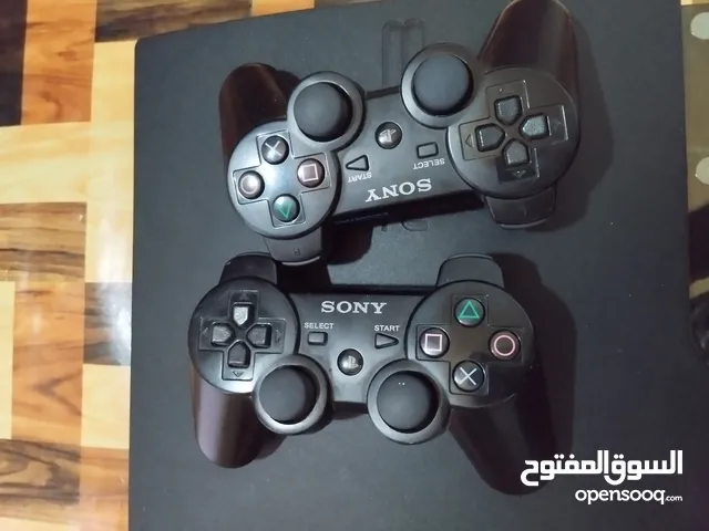 I have PS3 500gb with two controller need and clean just plug and okay