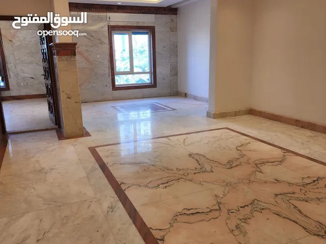 200 m2 4 Bedrooms Apartments for Rent in Kuwait City Dasma