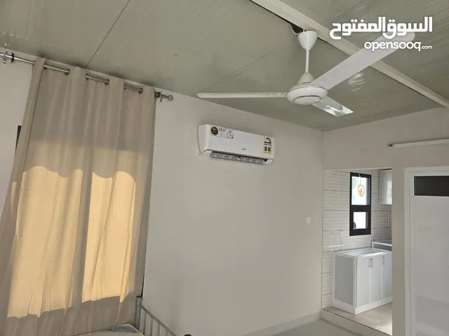 غرف للإيجار للعوائل فقط في الحيل الجنوبية - Furnished Families Rooms For Rent In Al Hail