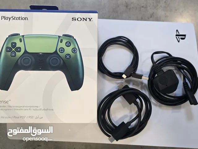 بلايستيشن 5 مع يده جديده/ PS5 WITH NEW CONTROLLER
