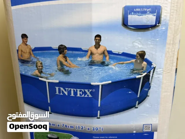 مجموعة مسبح بإطار معدني