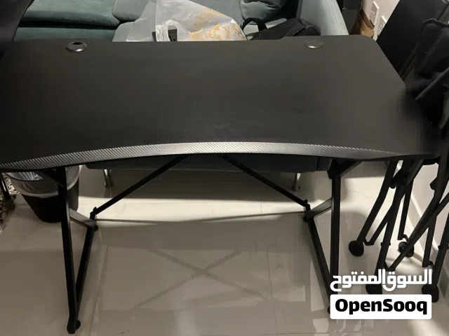 طاولة ديفو( سطح كاربون فايبر)