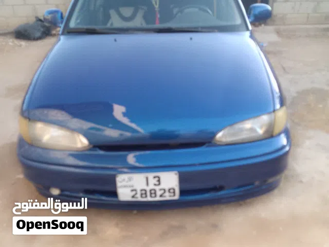 1995 هيونداي اكسنت SEL