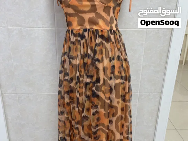 فستان صيفي جميل سعره الأصلي 150 من ماركه 2xtremz