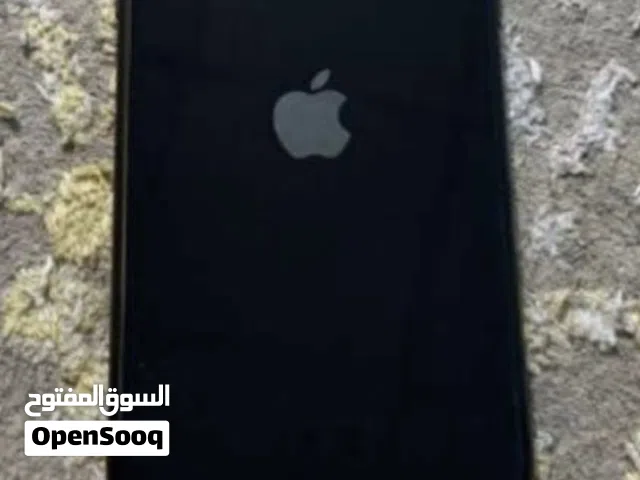 ايفون 11 من أبل بحالة ممتازة وذاكرة 128 جيجابايت - اللون الأسود