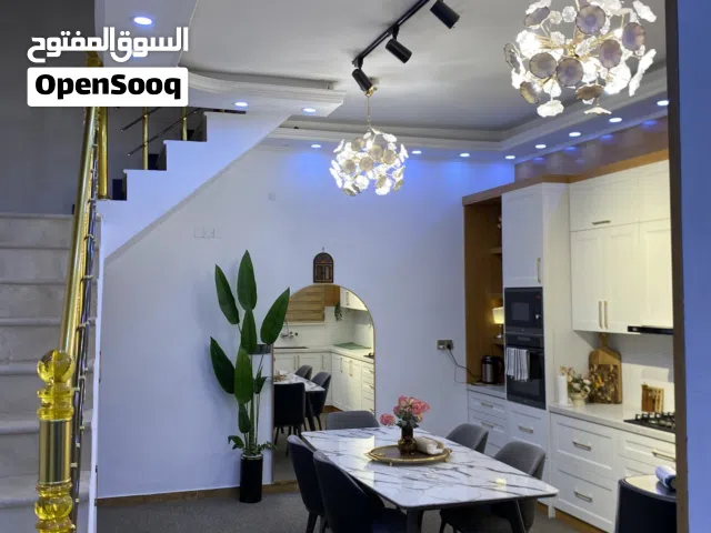 100 m2 2 Bedrooms Townhouse for Sale in Basra Yaseen Khrebit