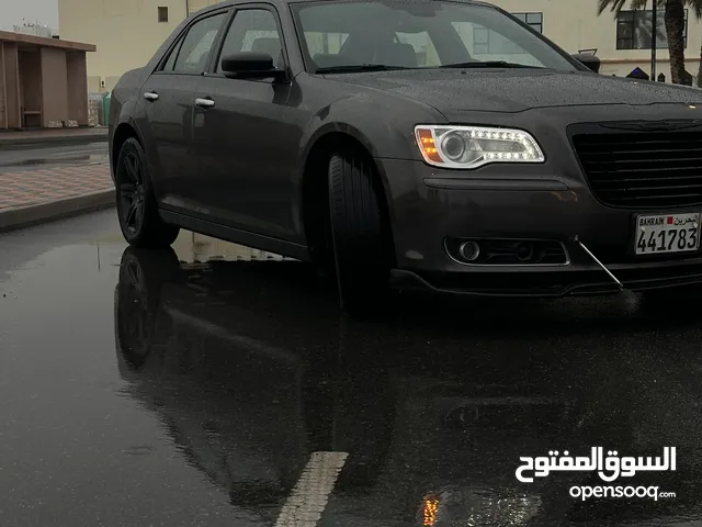 Used Chrysler 300 in Southern Governorate