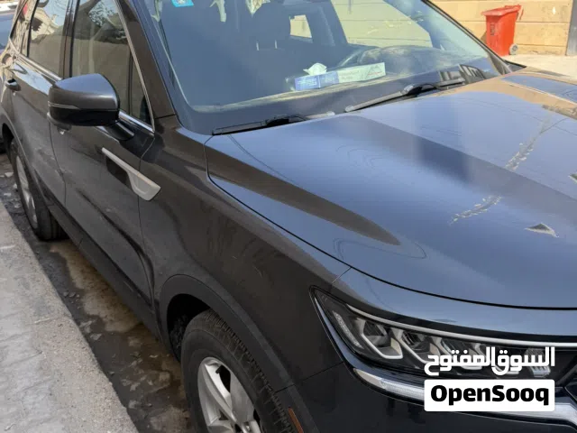Used Kia Sorento in Basra