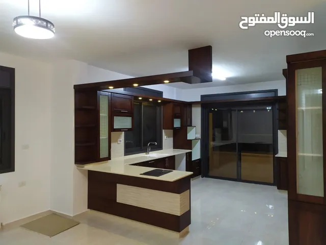 200m2 3 Bedrooms Apartments for Rent in Ramallah and Al-Bireh Al Tira